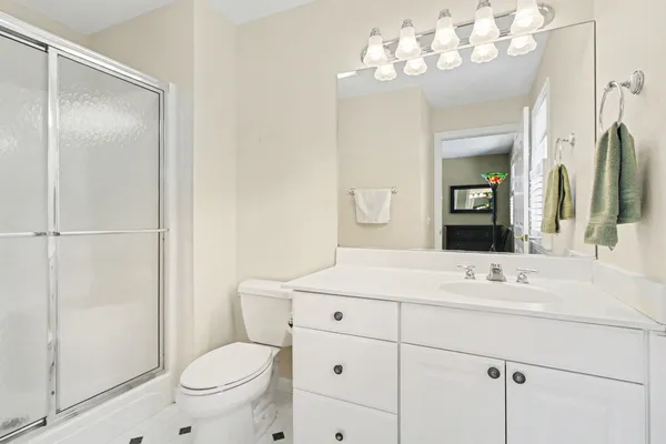$1,195,000 | 4800 Gullane Drive, Ann Arbor, MI 48103