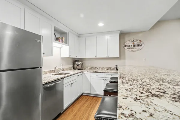 $1,195,000 | 4800 Gullane Drive, Ann Arbor, MI 48103