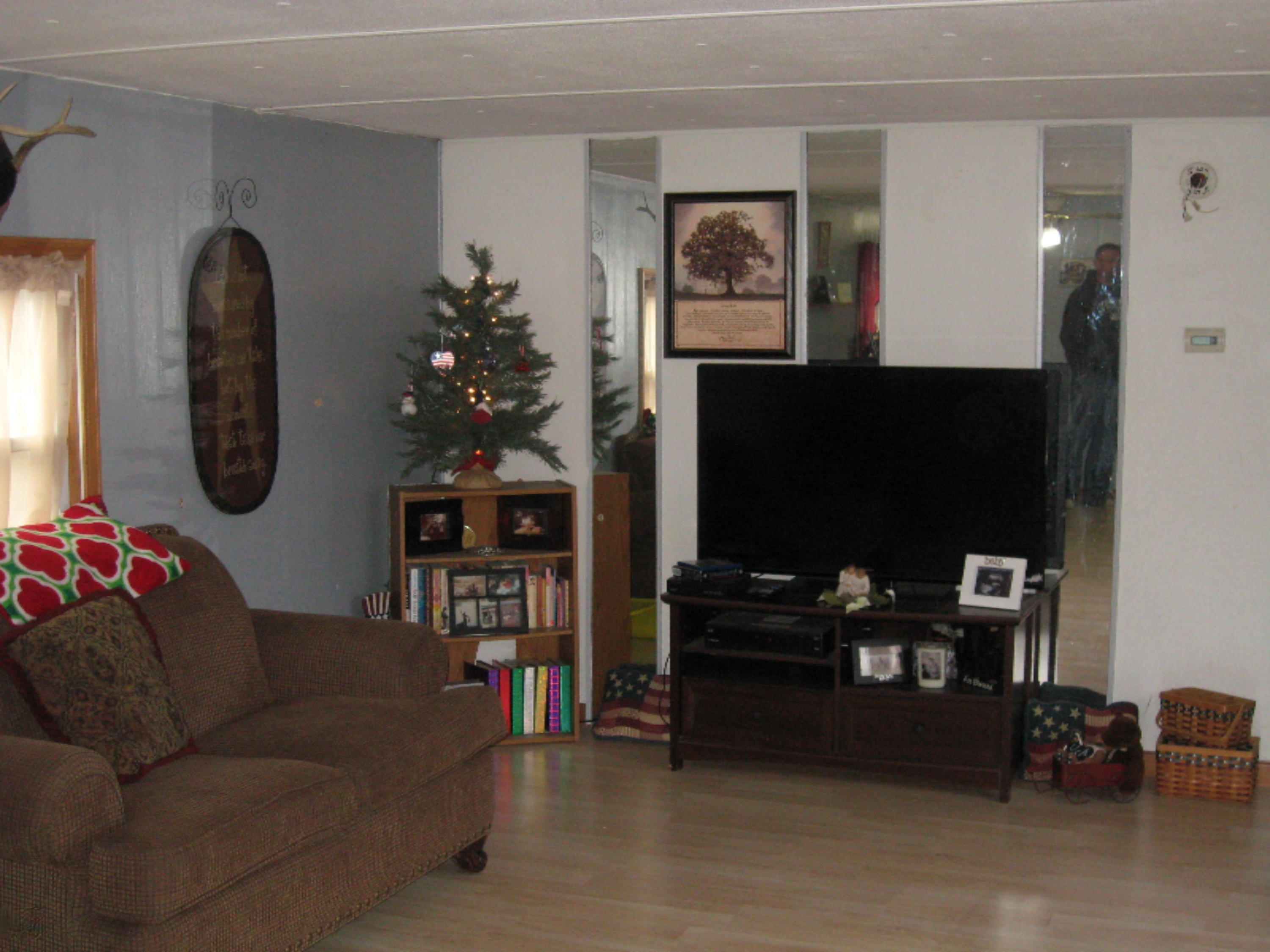 1184 Burbank Road Quincy, MI 49082 - Photo 11 of 22 1184 Burbank Rd Quincy 004.JPG