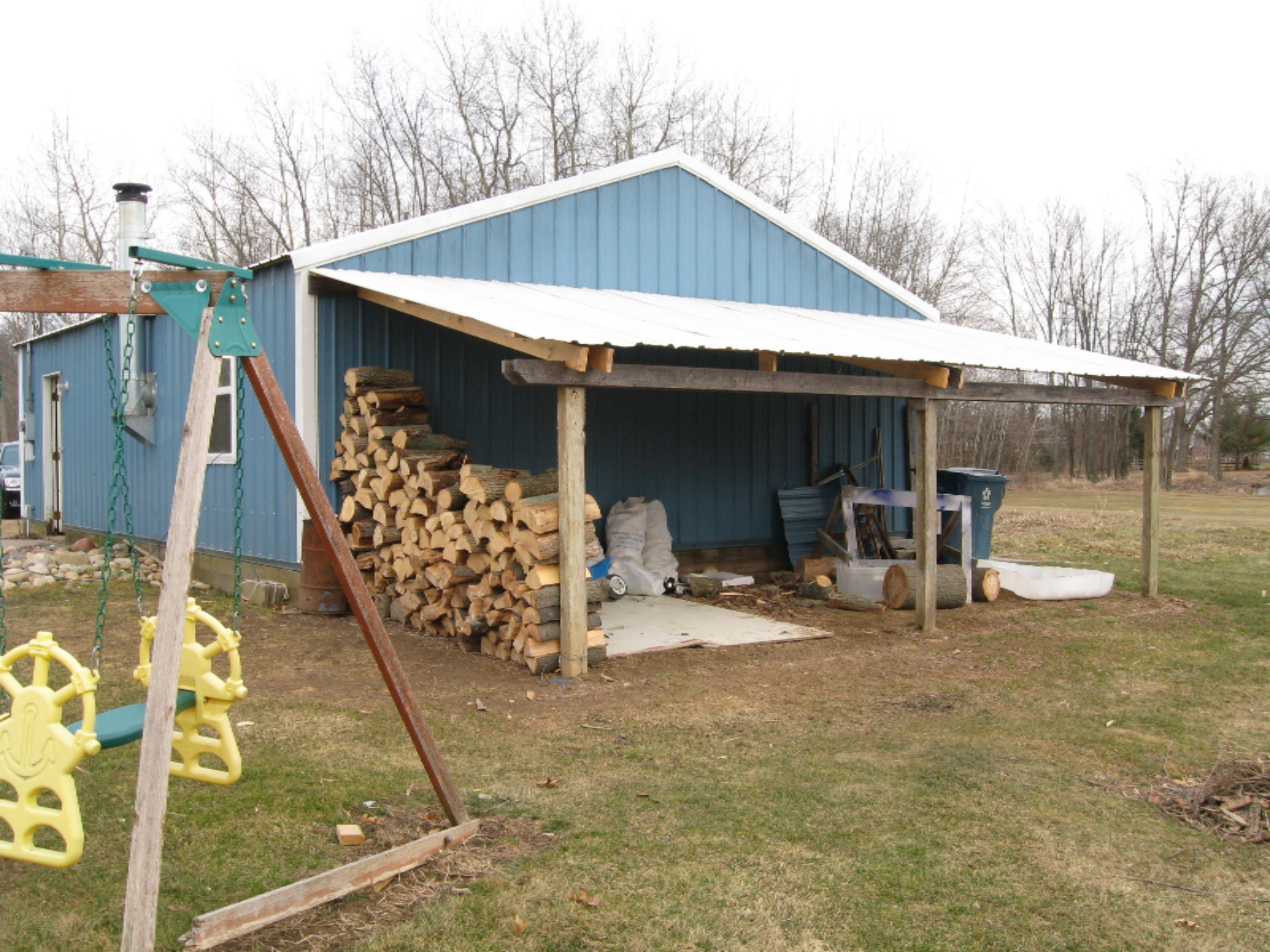 1184 Burbank Road Quincy, MI 49082 - Photo 4 of 22 1184 Burbank Rd Quincy 021.JPG