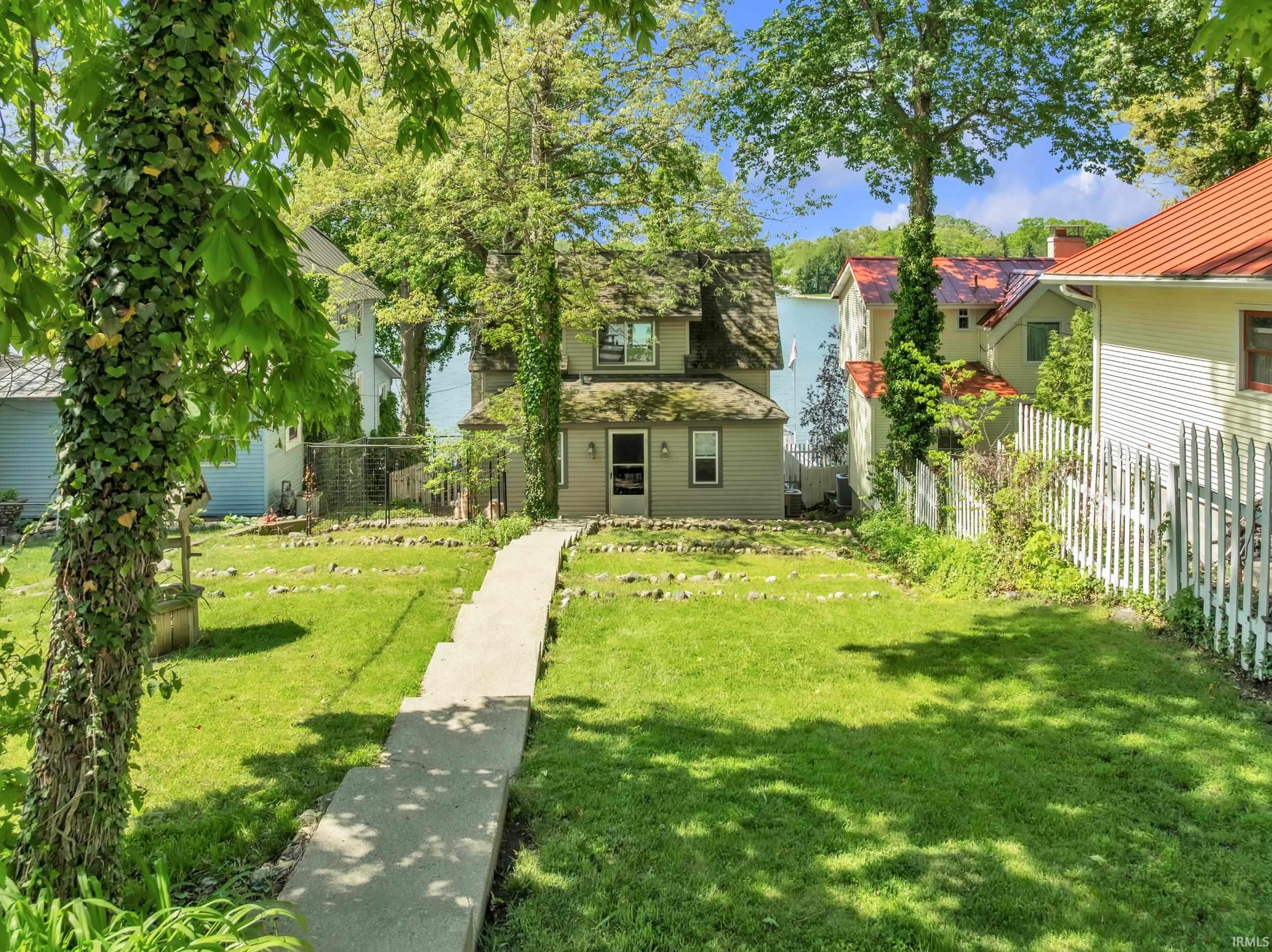 472 Spring Beach Road Rome City, IN 46784 - Photo 31 of 36
