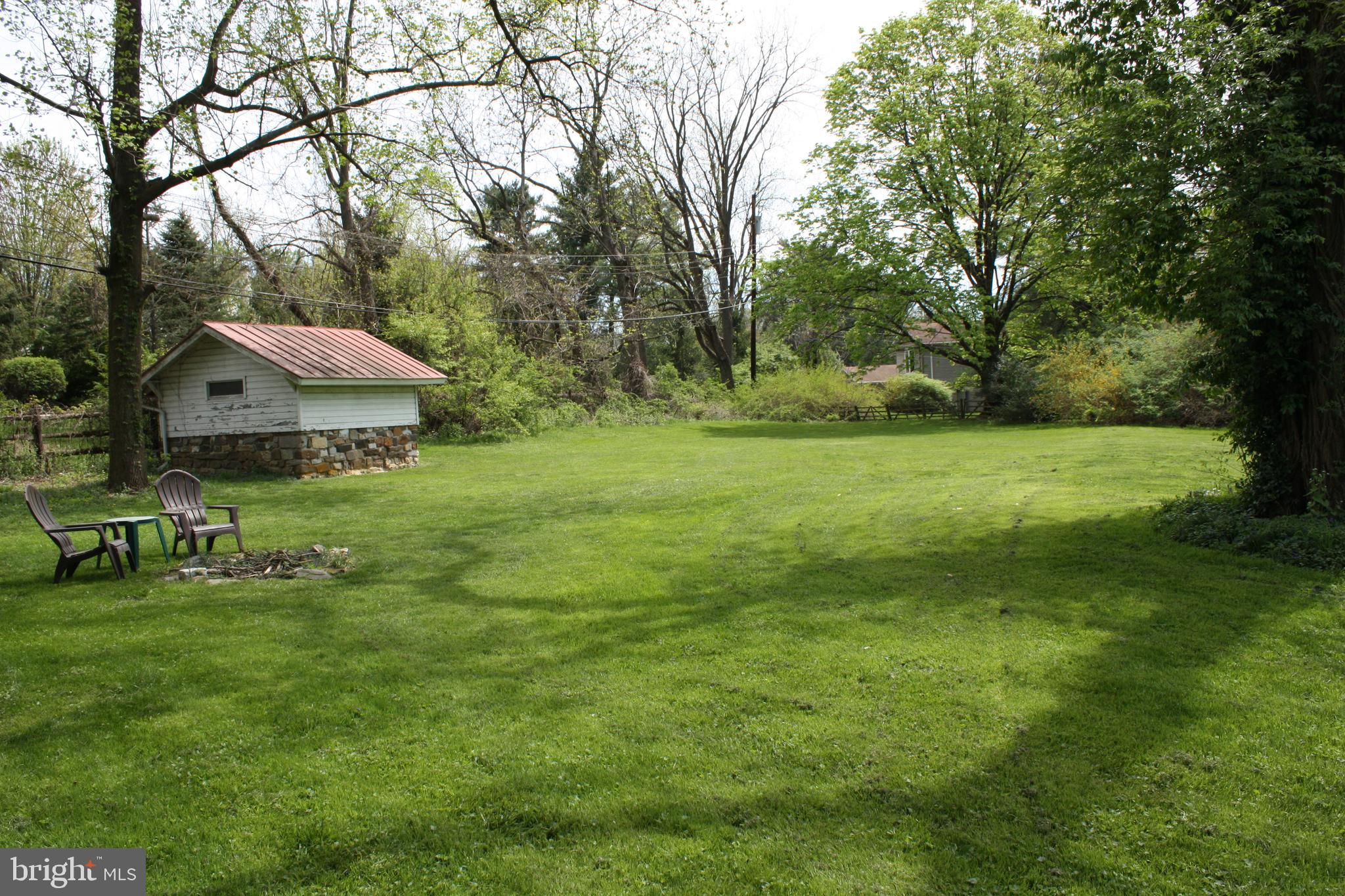 203 Locust Lane Exton, PA 19341 - Photo 31 of 33 Gallery Image 31