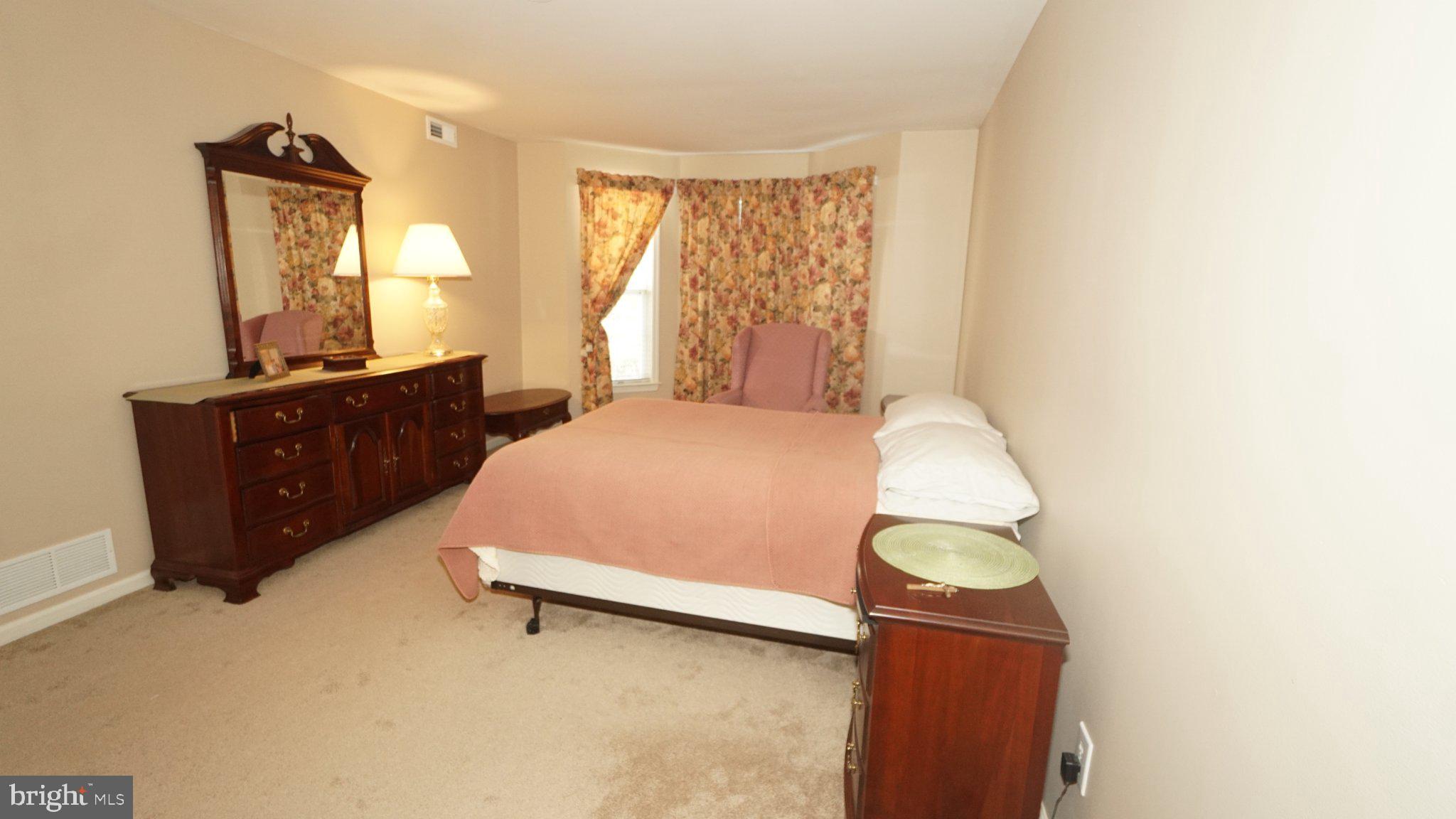 1662 Gibson Road Bensalem, PA 19020 - Photo 17 of 24 Cozy retreat with floral accents.