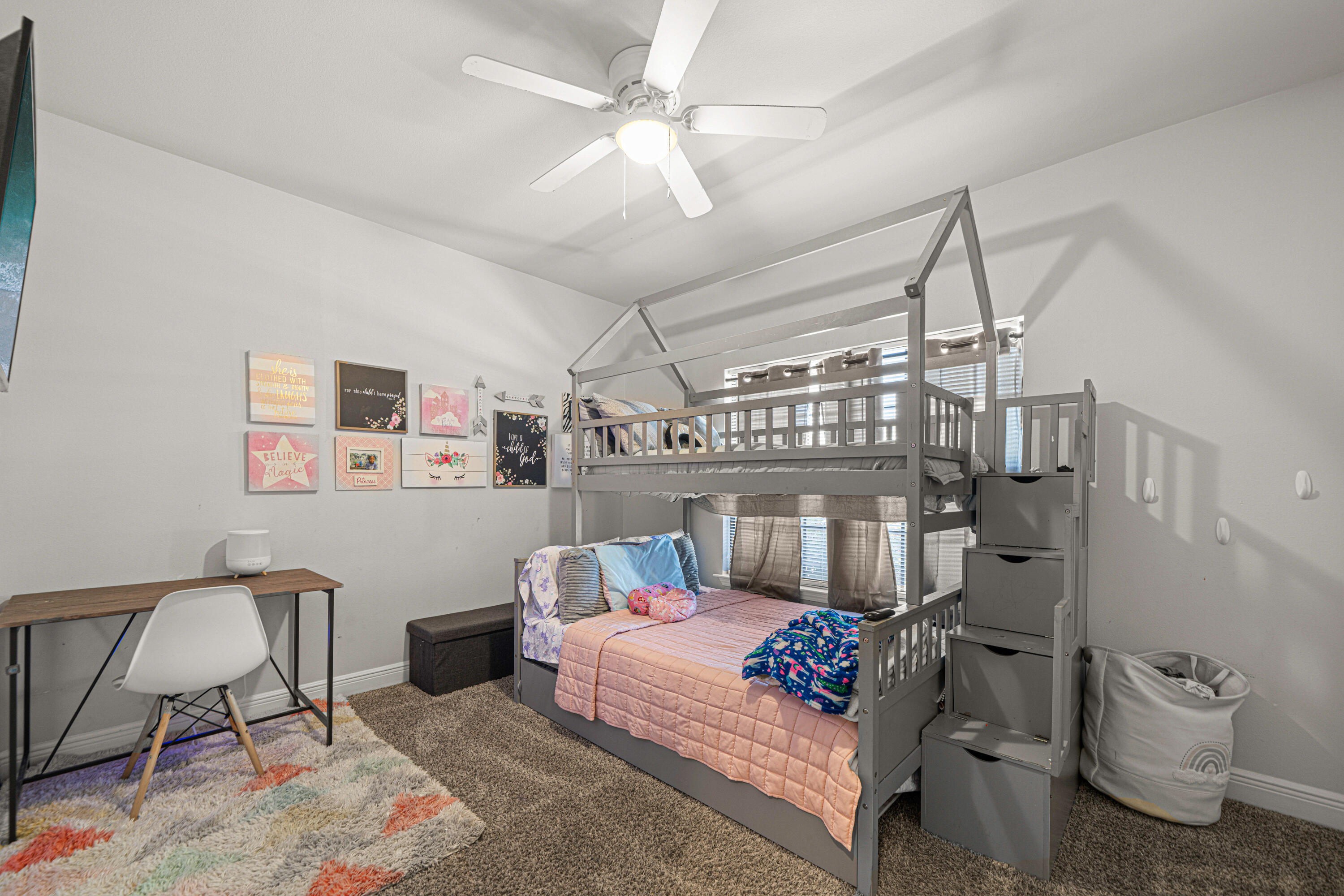 3263 Chapelwood Drive Crestview, FL 32539 - Photo 29 of 39 a living room with furniture and a table