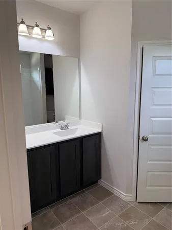 $2,200 | 411 Saddle Lane, Denton, TX 76209
