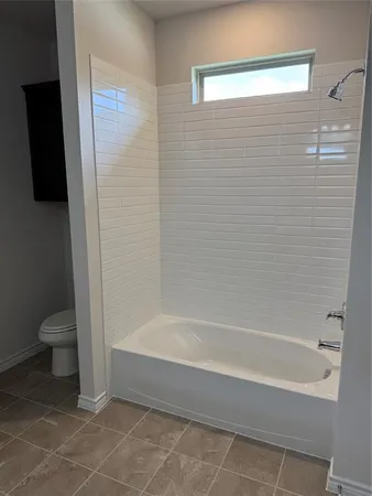 $2,200 | 411 Saddle Lane, Denton, TX 76209