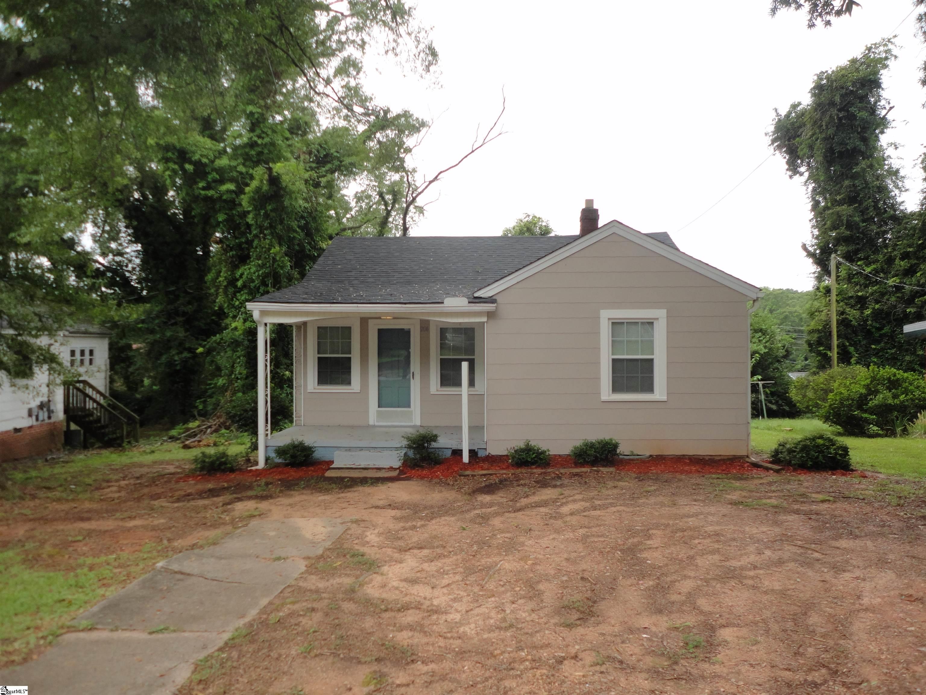 206 Sumter Street Anderson, SC 29621 - Photo 2 of 12