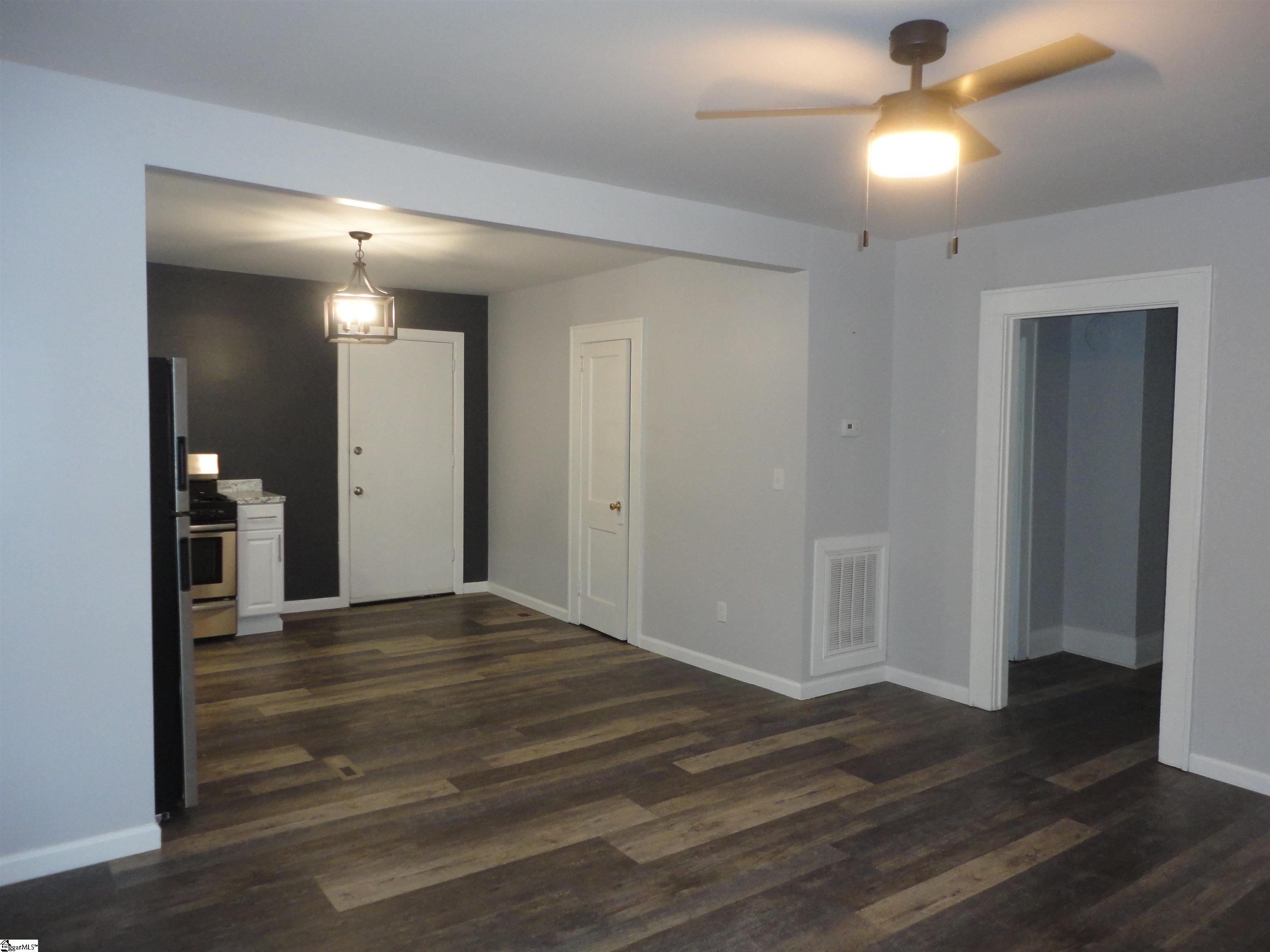 206 Sumter Street Anderson, SC 29621 - Photo 6 of 12