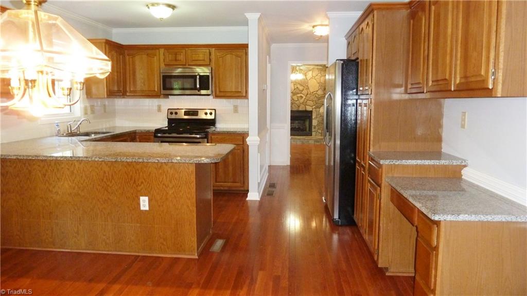 5054 Cobblestone Road Winston-Salem, NC 27106 - Photo 12 of 30 Gallery Image 12