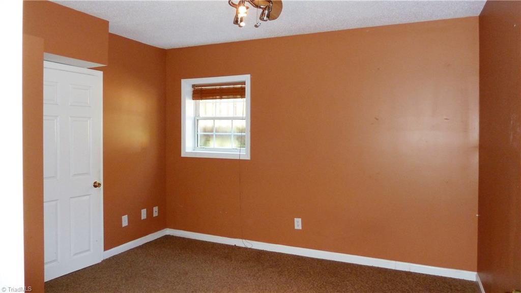 5054 Cobblestone Road Winston-Salem, NC 27106 - Photo 25 of 30 Basement Bedroom 4