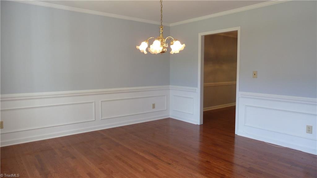 5054 Cobblestone Road Winston-Salem, NC 27106 - Photo 5 of 30 Dining Room