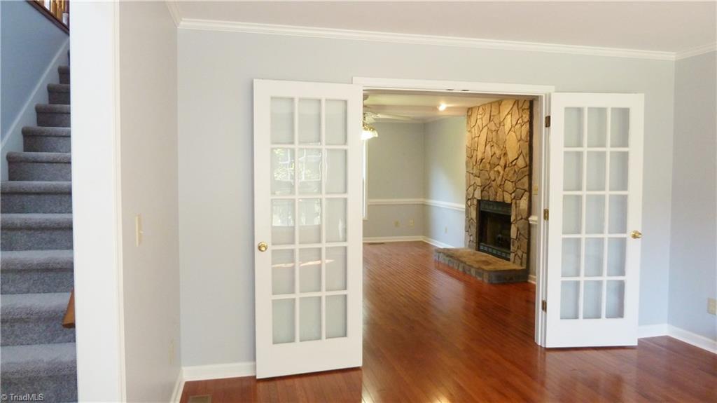 5054 Cobblestone Road Winston-Salem, NC 27106 - Photo 7 of 30 Gallery Image 7