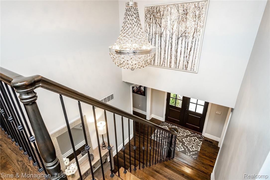 595 Ballantyne Road Grosse Pointe, MI 48236 - Photo 35 of 54 595 Ballantyne S049.jpg