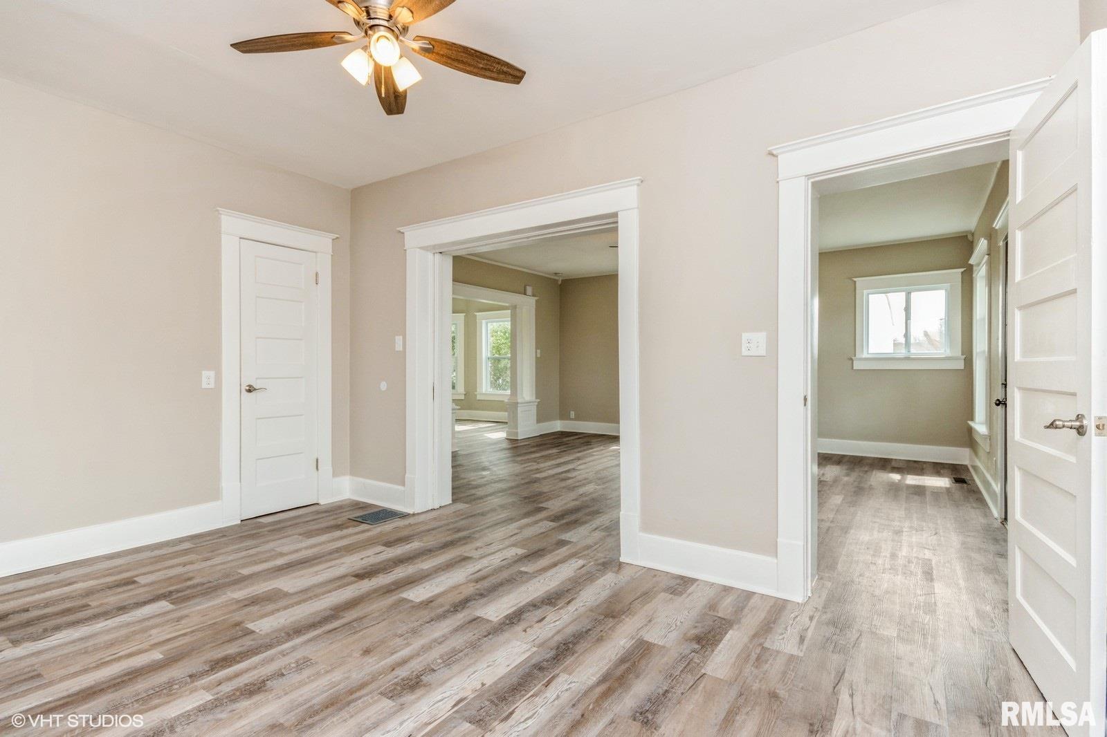 418 4th Street Illiopolis, IL 62539 - Photo 7 of 15