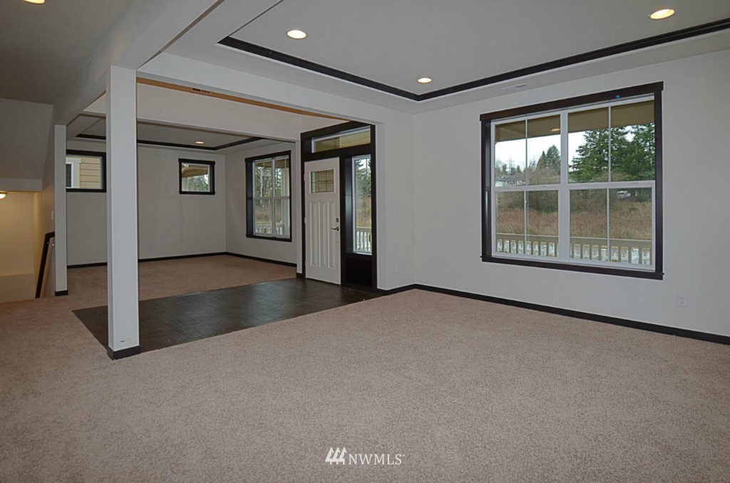 622 Ludwig Road Snohomish, WA 98290 - Photo 4 of 25