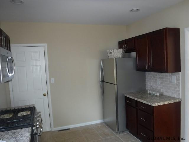 241 Vley Road Scotia, NY 12302 - Photo 9 of 24 Photo 9