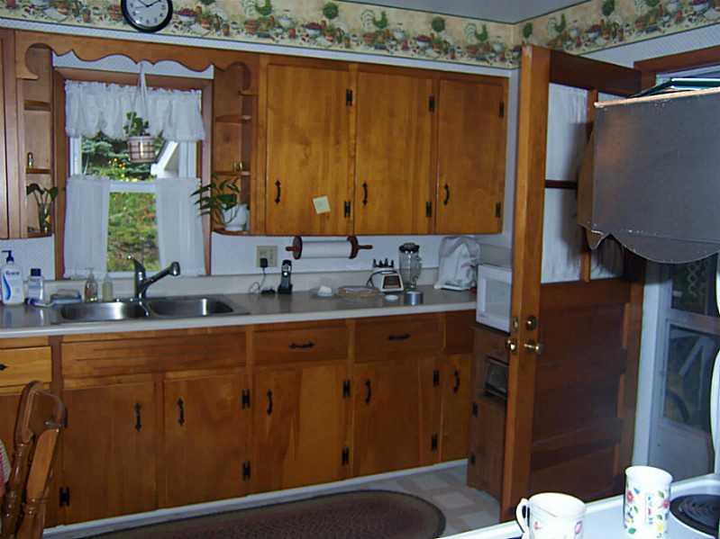 1825 Water Indiana, PA 15701 - Photo 3 of 11 Kitchen.