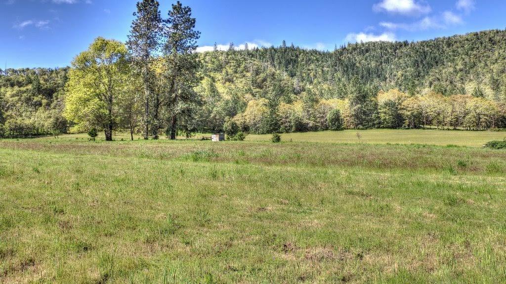 9395 Old Stage Road Central Point, OR 97502 - Photo 13 of 15 Additional Photo