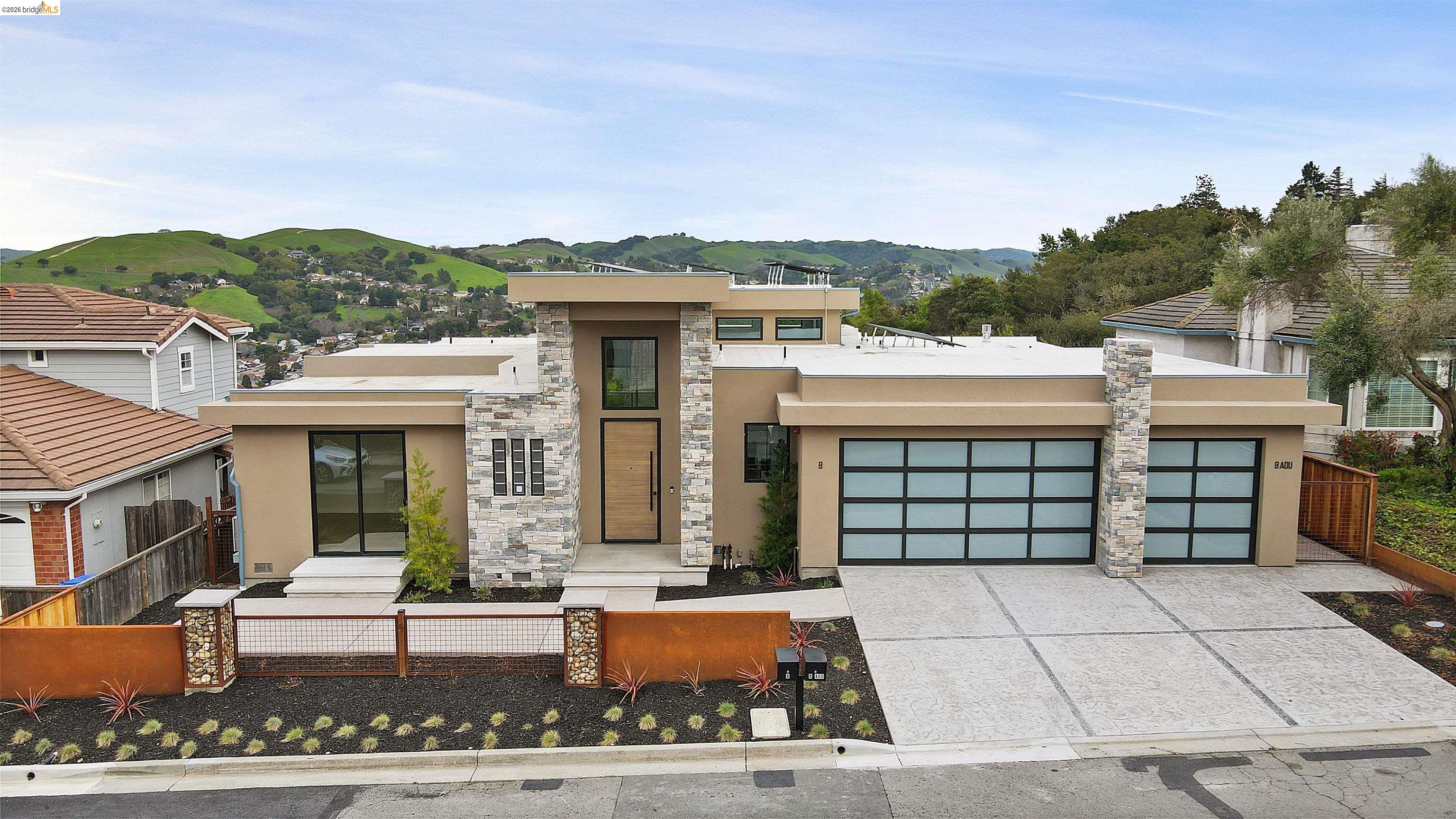 8 North Rancho Court El Sobrante, CA 94803 - Photo 1 of 1 Gallery Image 1