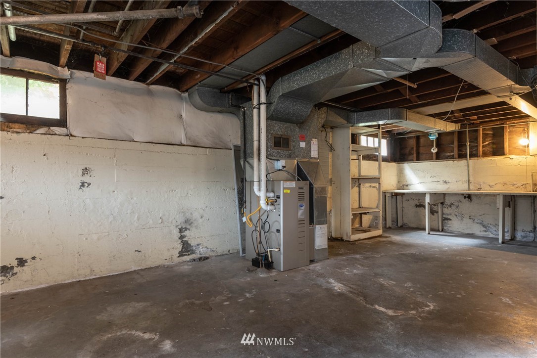 329 North 76th Street Seattle, WA 98103 - Photo 25 of 38