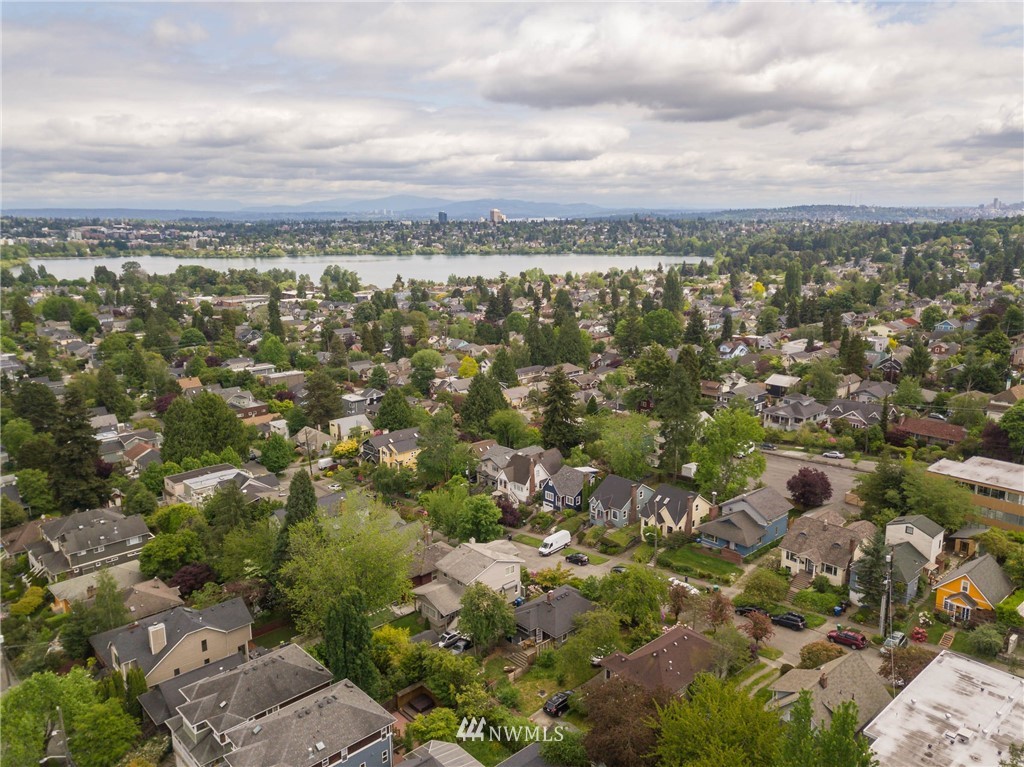 329 North 76th Street Seattle, WA 98103 - Photo 33 of 38