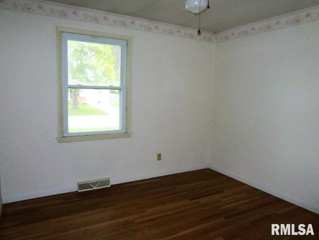 304 West Michigan Avenue Metamora, IL 61548 - Photo 16 of 18