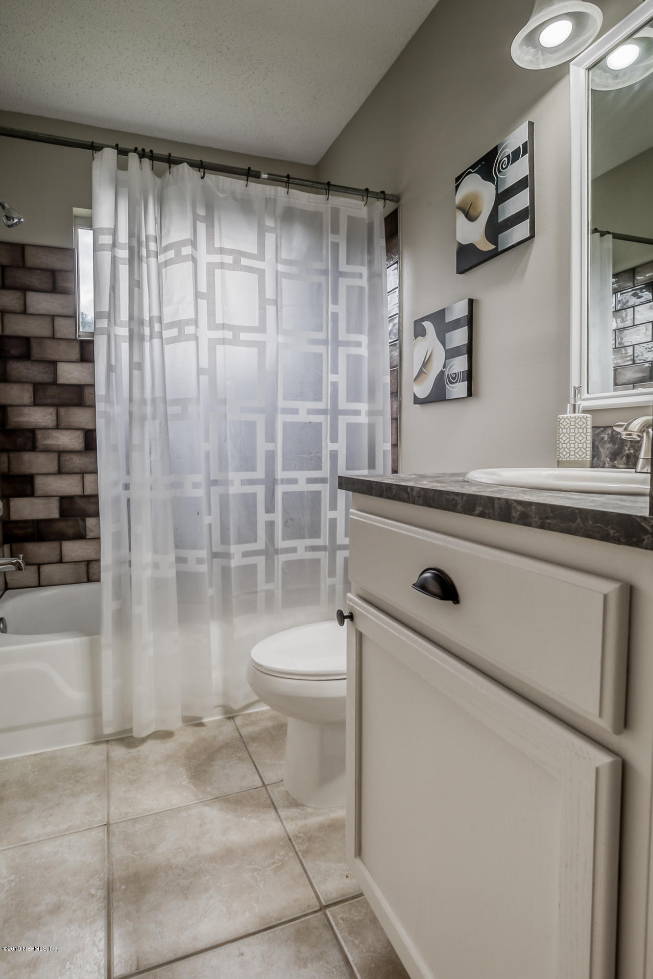5428 Liston Road Jacksonville, FL 32219 - Photo 25 of 37 Guest Bath2