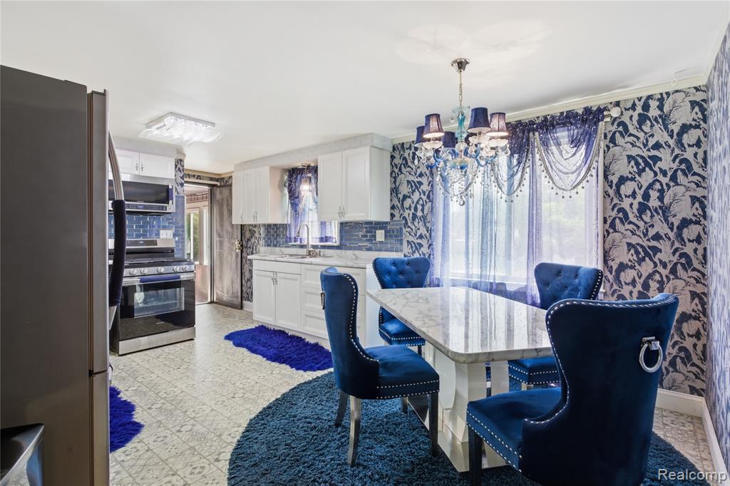 2705 Glendale Road Jackson, MI 49203 - Photo 5 of 57