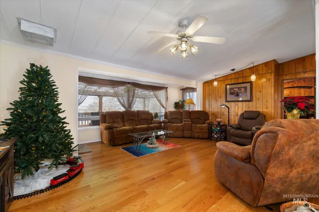 $399,500 | 19095 South Pleasant Valley Road, Kuna, ID 83634