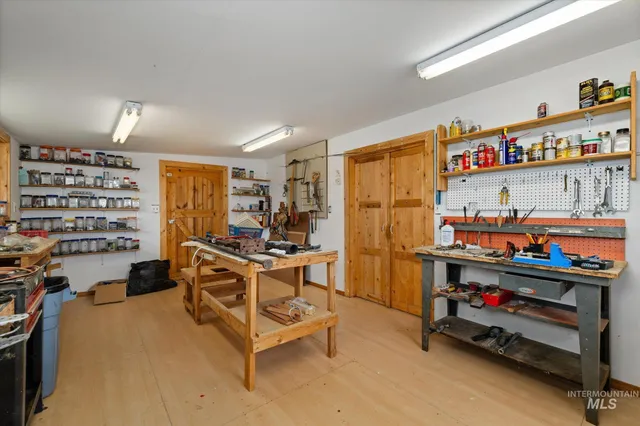 $399,500 | 19095 South Pleasant Valley Road, Kuna, ID 83634