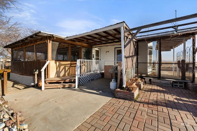 $399,500 | 19095 South Pleasant Valley Road, Kuna, ID 83634