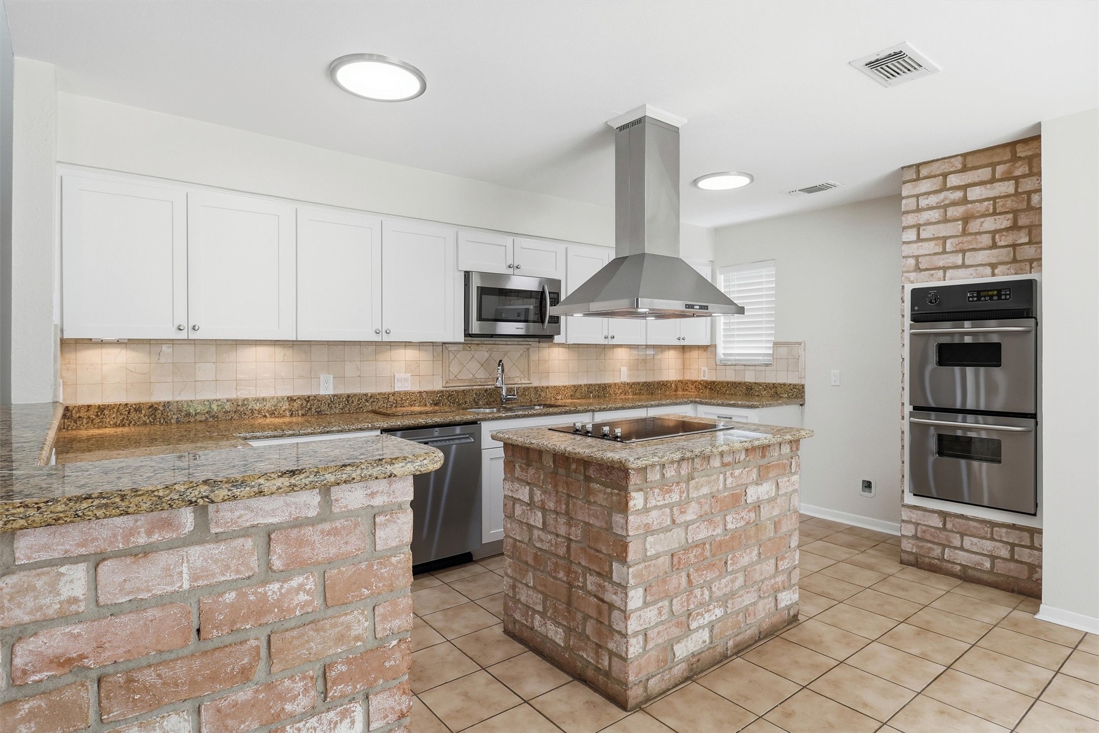 22411 Waynoka Road Katy, TX 77450 - Photo 9 of 34 New stainless steel appliances and double oven