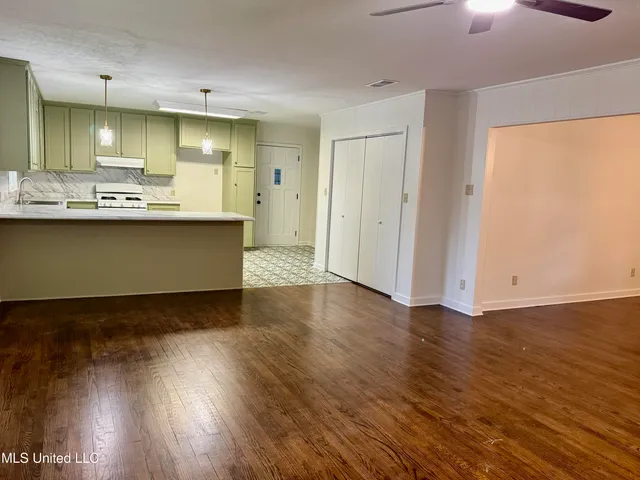 $204,000 | 204 Hurricane Road, Natchez, MS 39120