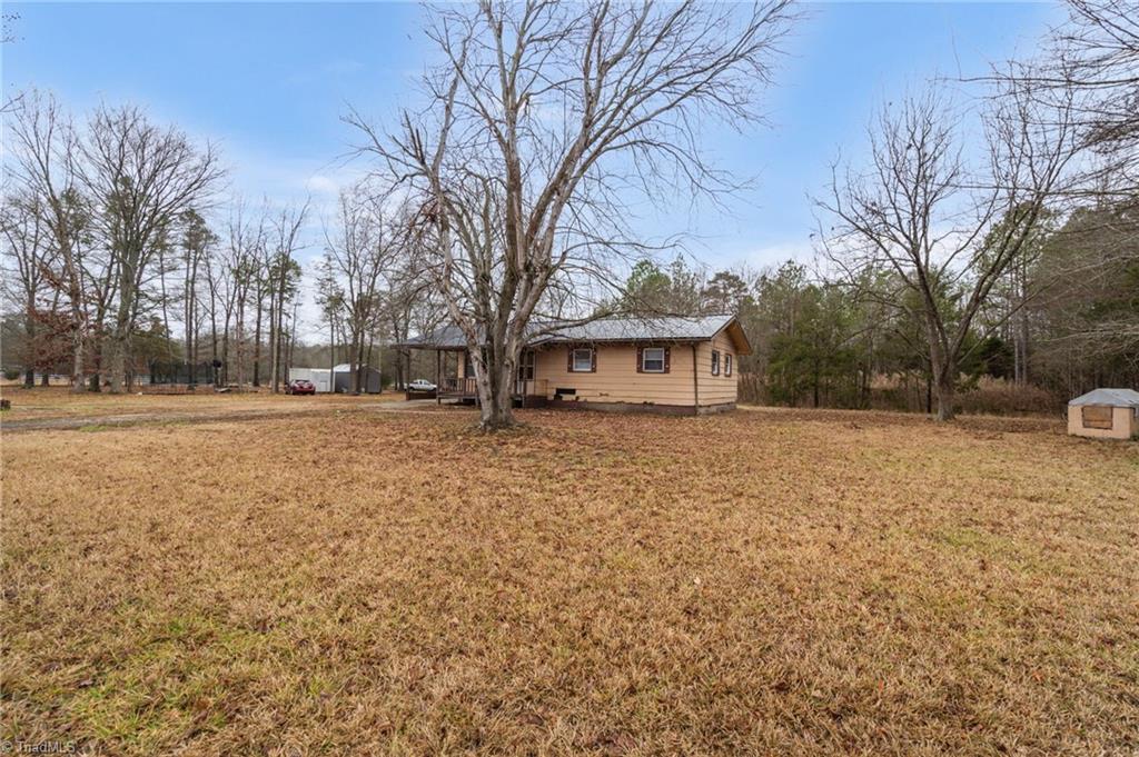 7470 Riverside Road Seagrove, NC 27341 - Photo 22 of 32