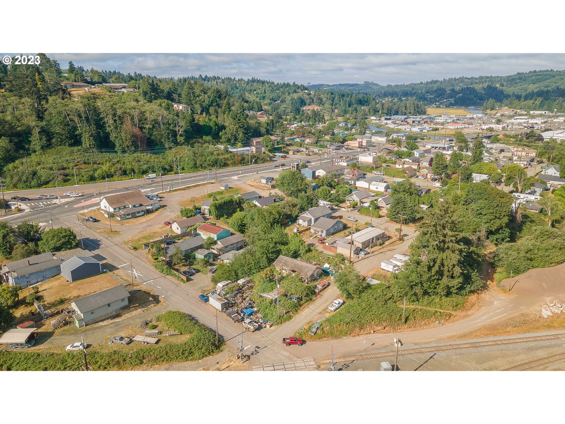 63764 Mullen Road Coos Bay, OR 97420 - Photo 11 of 16 Gallery Image 11