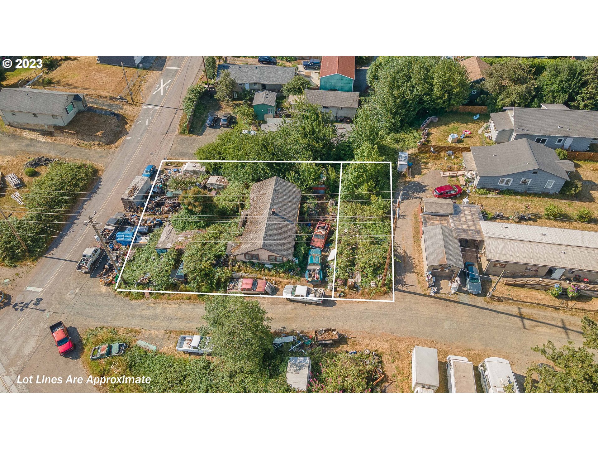 63764 Mullen Road Coos Bay, OR 97420 - Photo 6 of 16 Gallery Image 6
