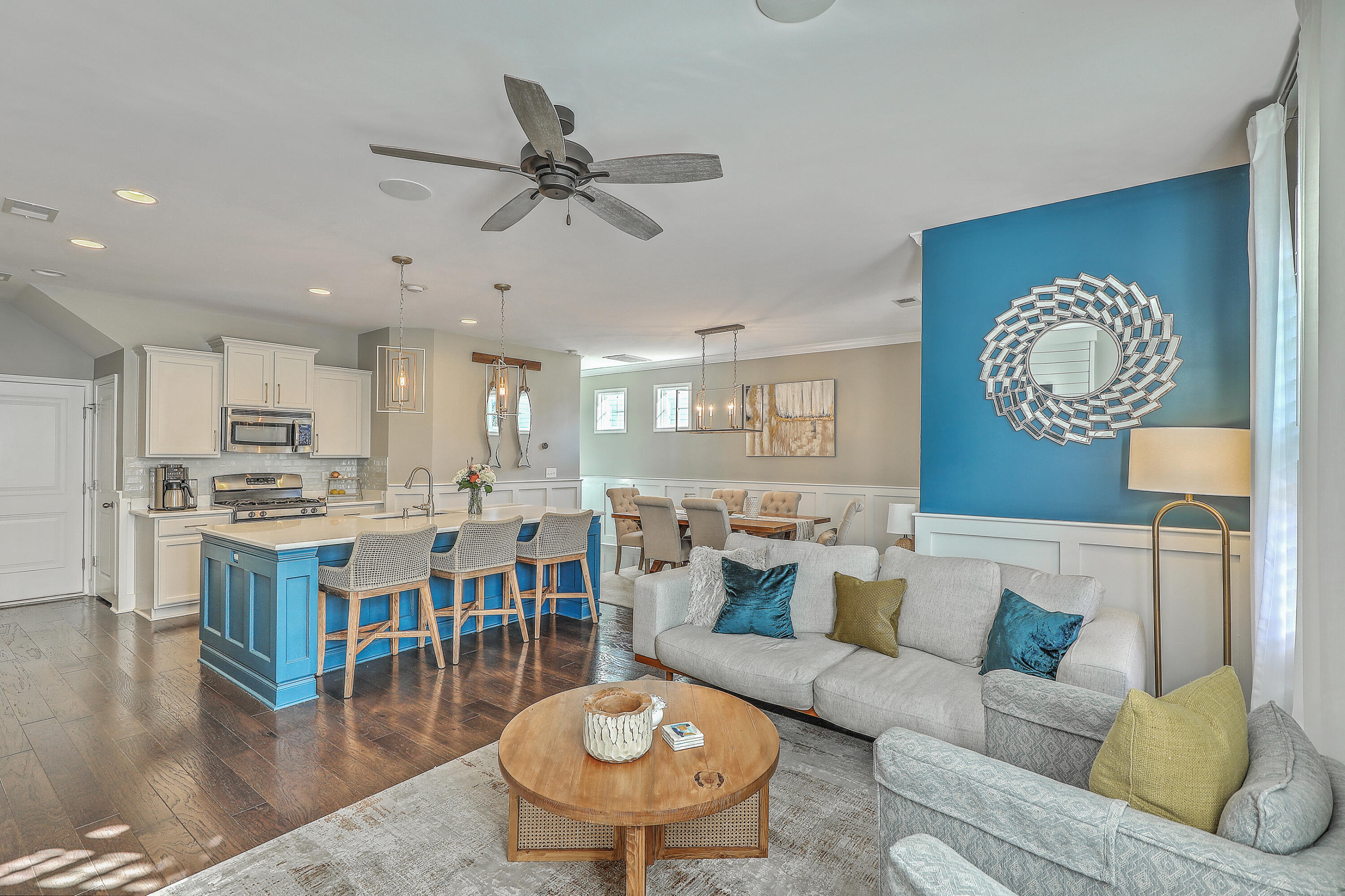 1453 Red Tide Road Mount Pleasant, SC 29466 - Photo 11 of 47 Living Space