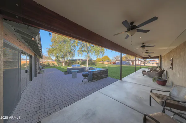 $1,490,000 | 2718 East Campo Bello Drive, Phoenix, AZ 85032