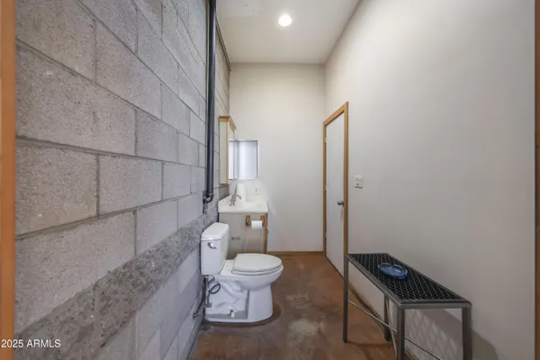 $1,490,000 | 2718 East Campo Bello Drive, Phoenix, AZ 85032