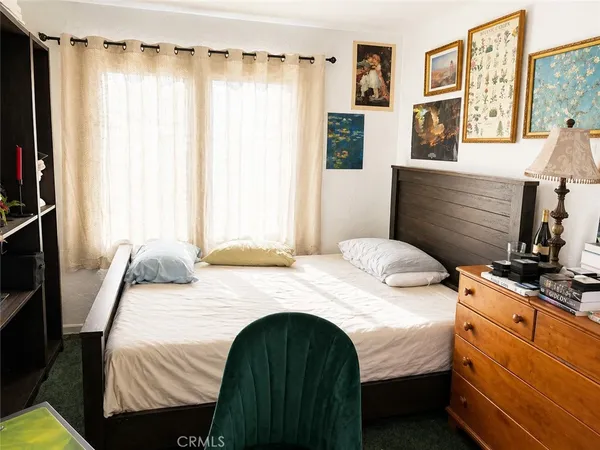 $3,560 | 611 West Walnut Avenue, Orange, CA 92868