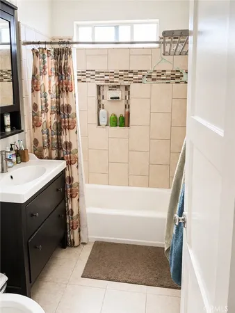 $3,560 | 611 West Walnut Avenue, Orange, CA 92868