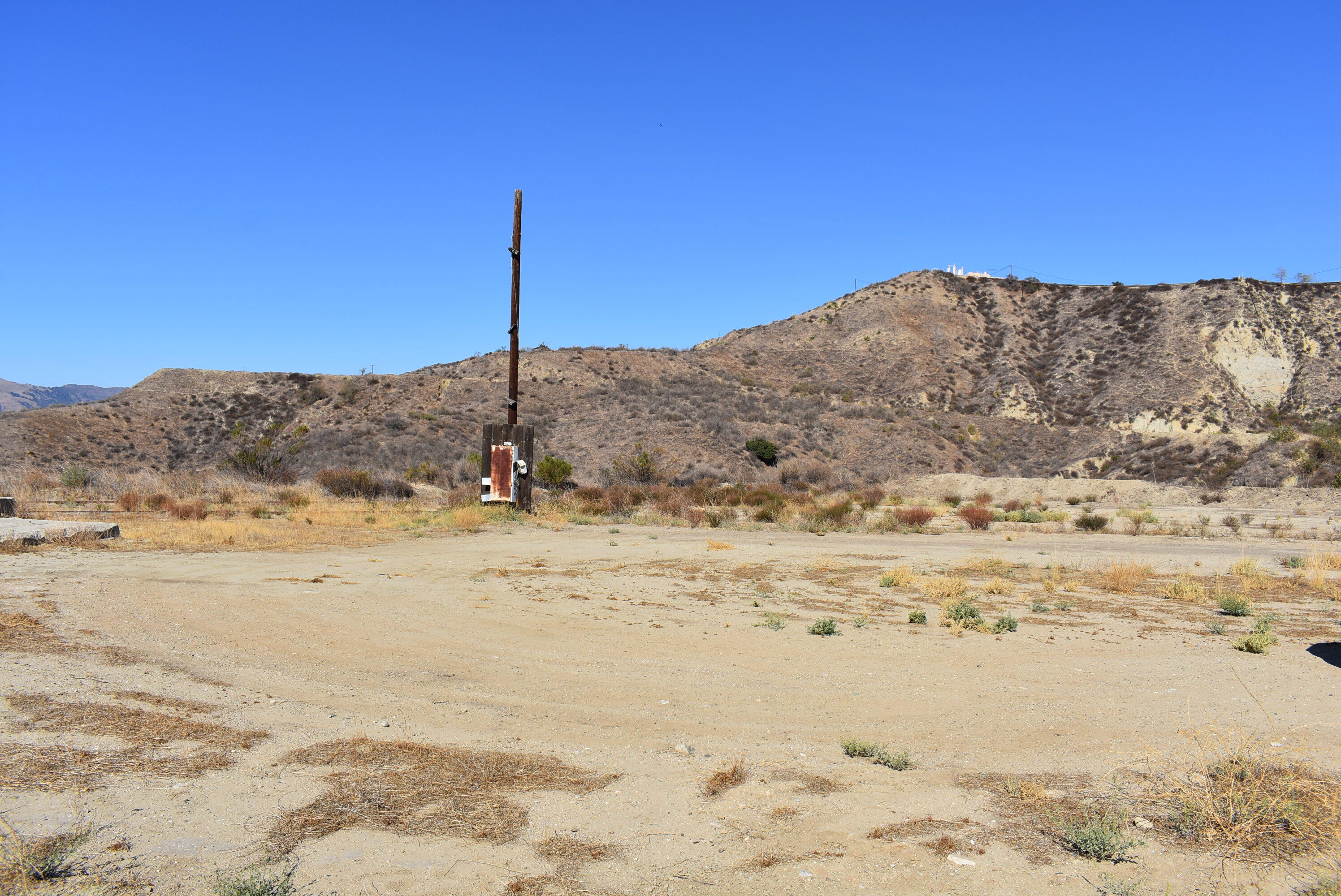 Hasley Canyon Road Castaic, CA 91384 - Photo 19 of 34 a view of beach and ocean