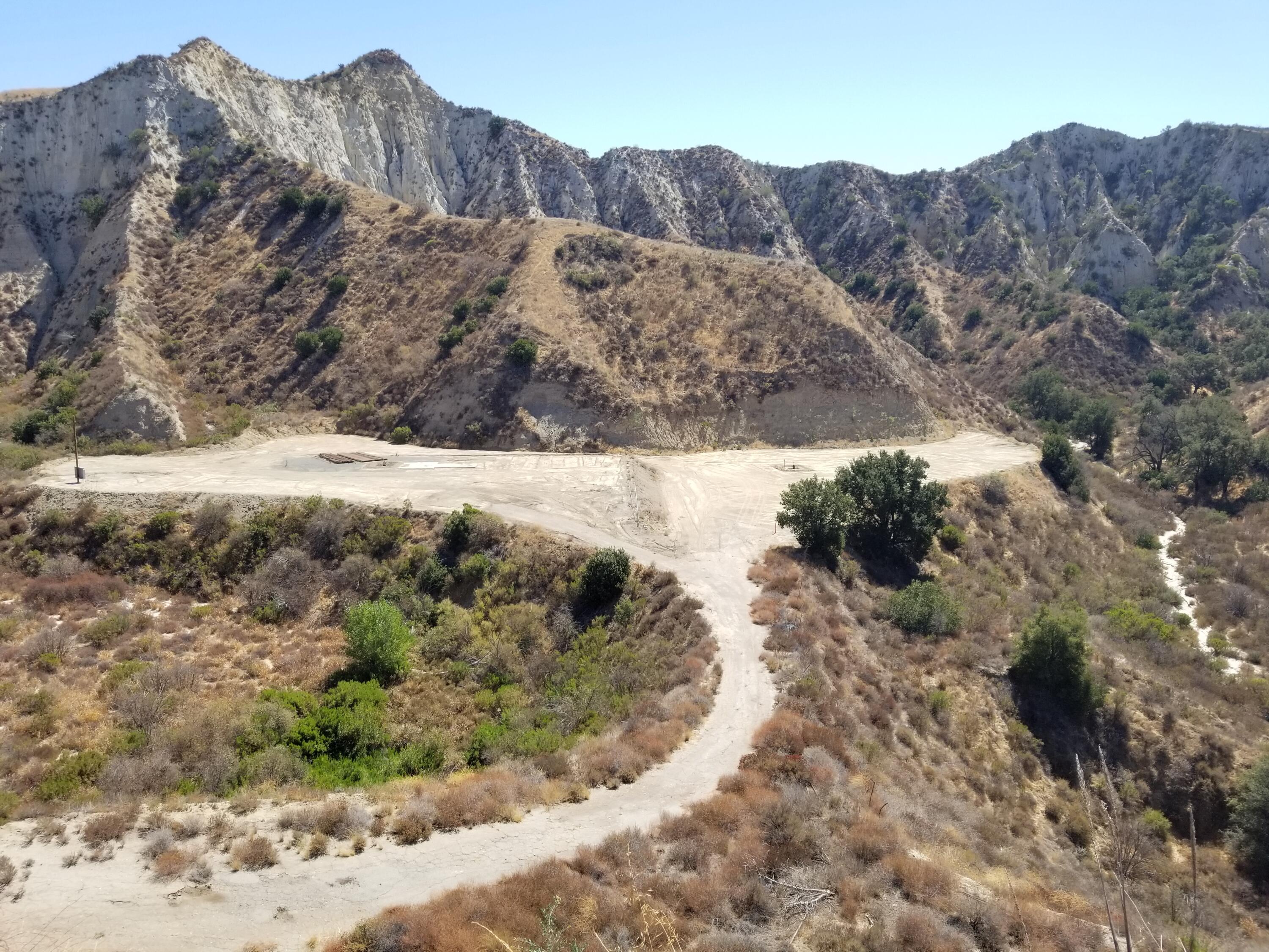 Hasley Canyon Road Castaic, CA 91384 - Photo 3 of 34