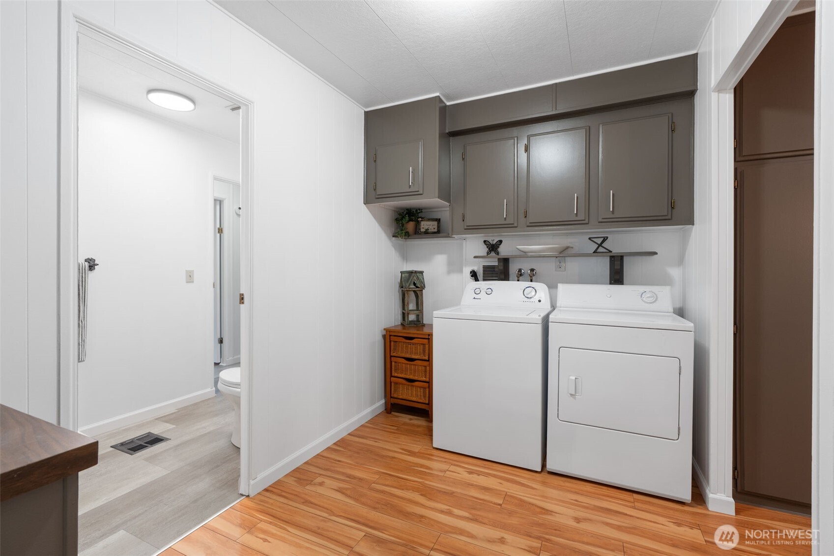 5516 Chelan Lane Southeast Lacey, WA 98503 - Photo 5 of 40