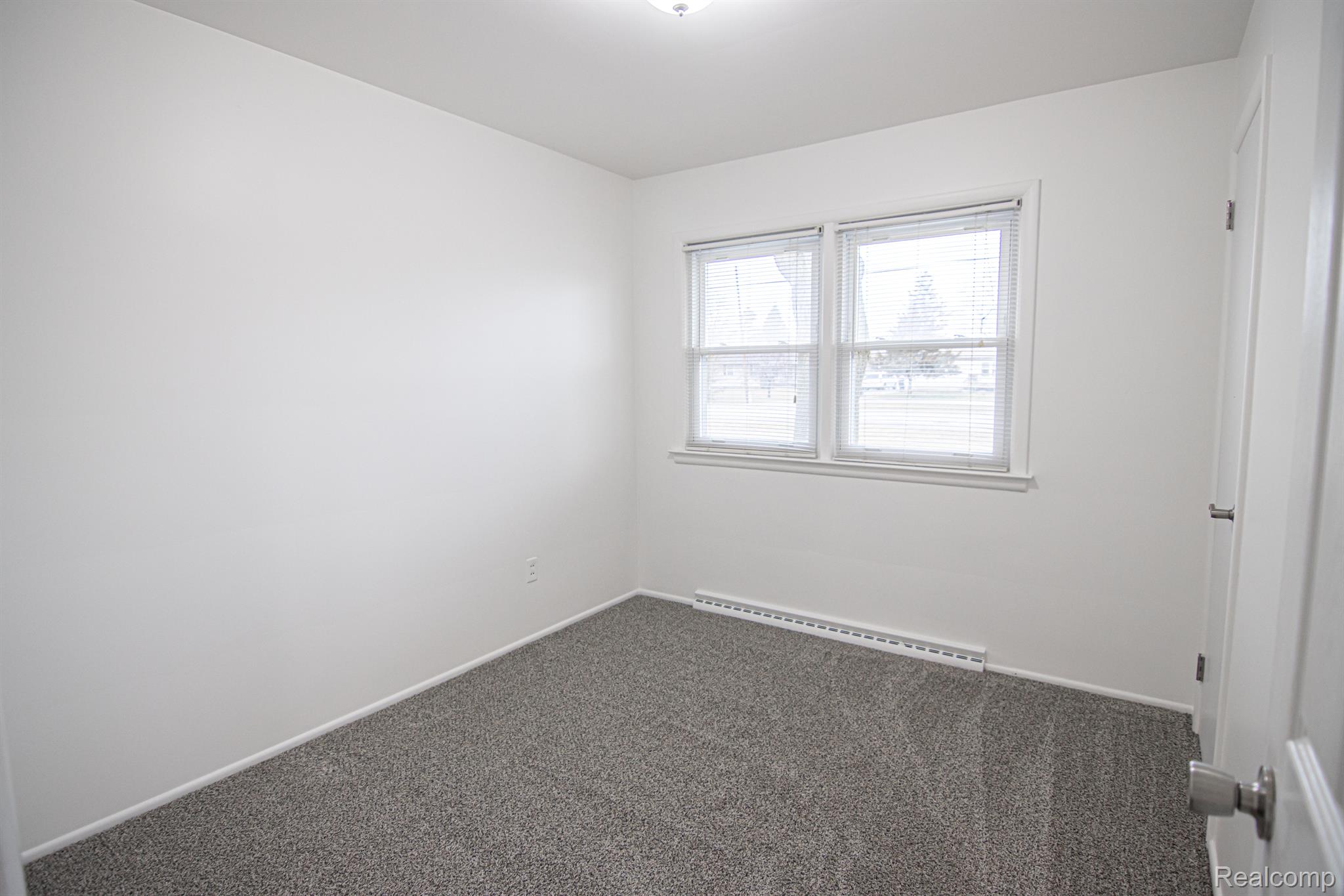 2183 Covert Road Burton, MI 48509 - Photo 6 of 21 Gallery Image 6