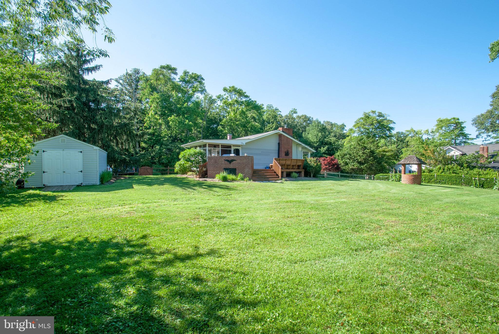 1491 Wakefield Road Edgewater, MD 21037 - Photo 30 of 37 Extremely Large Yard