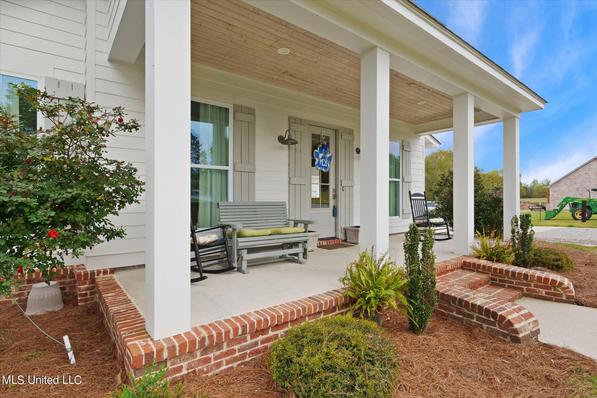 46 Knight Road Sumrall, MS 39482 - Photo 3 of 50 05-HOME-11