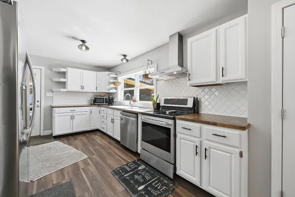$299,000 | 102 Harlow Hill Road, Mexico, ME 04257