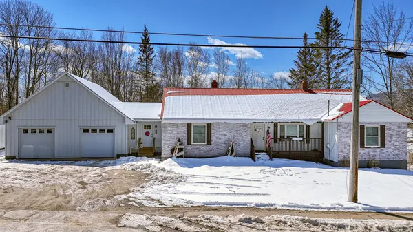 $299,000 | 102 Harlow Hill Road, Mexico, ME 04257
