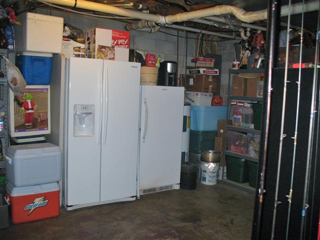 215 Valley View Road Dover, TN 37058 - Photo 18 of 19 Workshop/Storage Downstairs